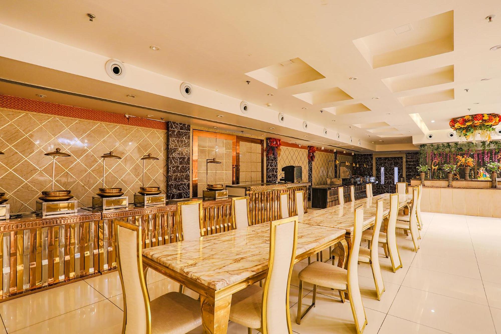 Fabhotel Kinsfolk Ghaziabad Esterno foto